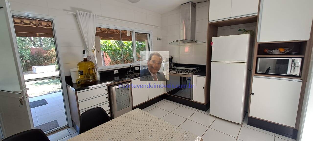 Casa de Condomínio à venda e aluguel com 3 quartos, 220m² - Foto 12