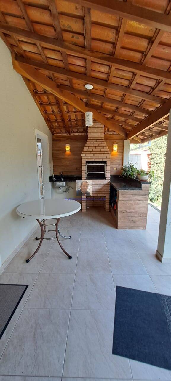 Casa de Condomínio à venda e aluguel com 3 quartos, 220m² - Foto 8