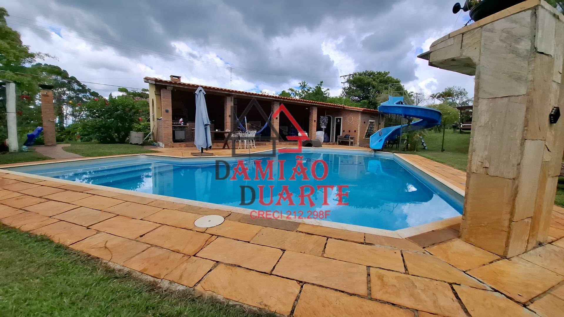 Chácara, 4 quartos, 4320 m² - Foto 1