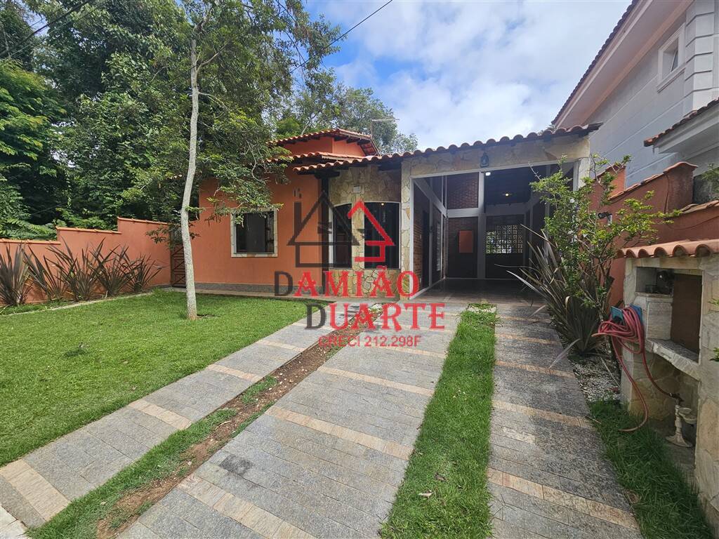 Casa, 3 quartos, 200 m² - Foto 1