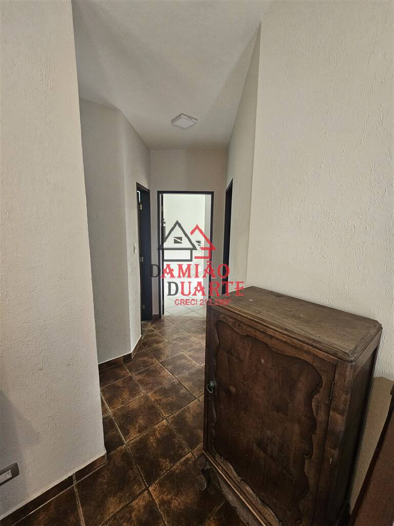 Casa, 3 quartos, 200 m² - Foto 10