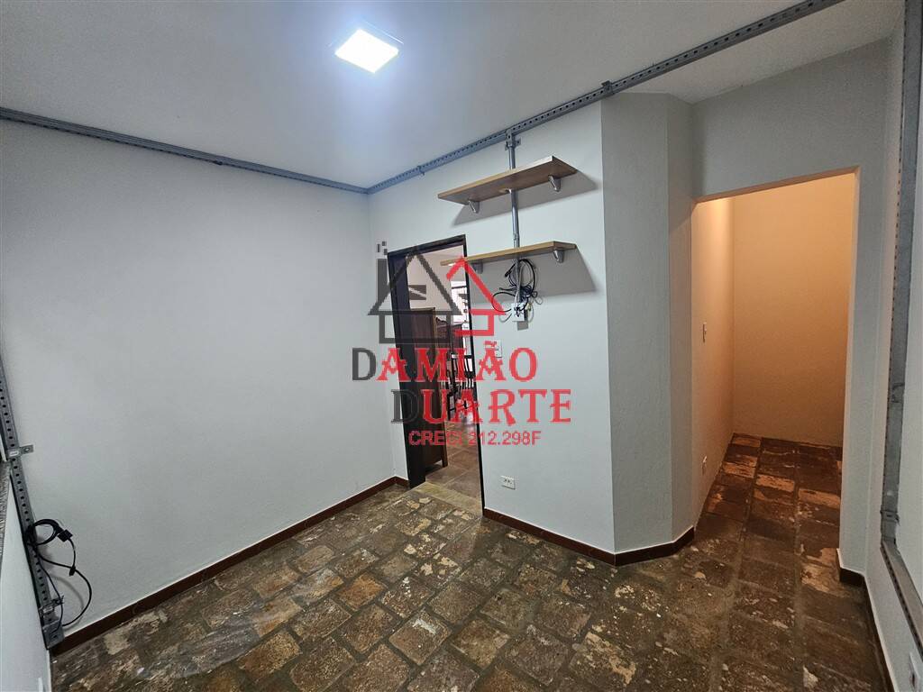 Casa, 3 quartos, 200 m² - Foto 33