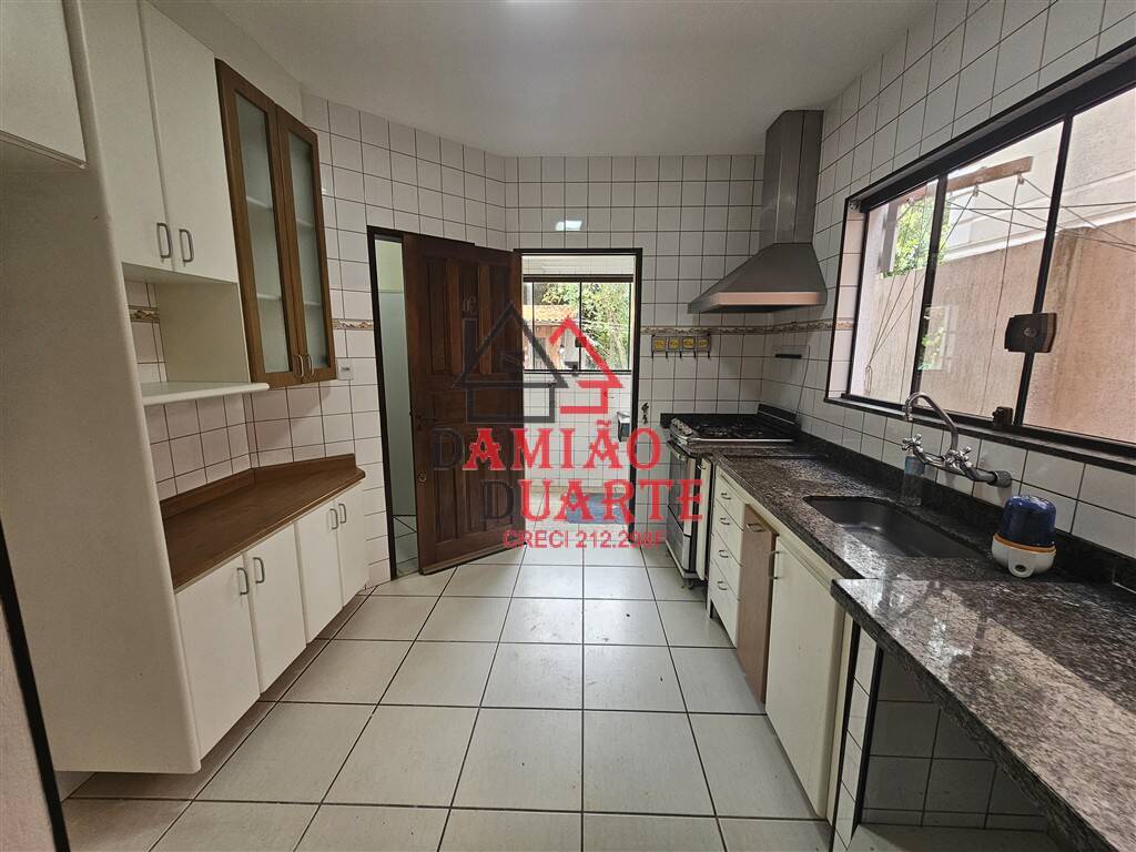 Casa, 3 quartos, 200 m² - Foto 45