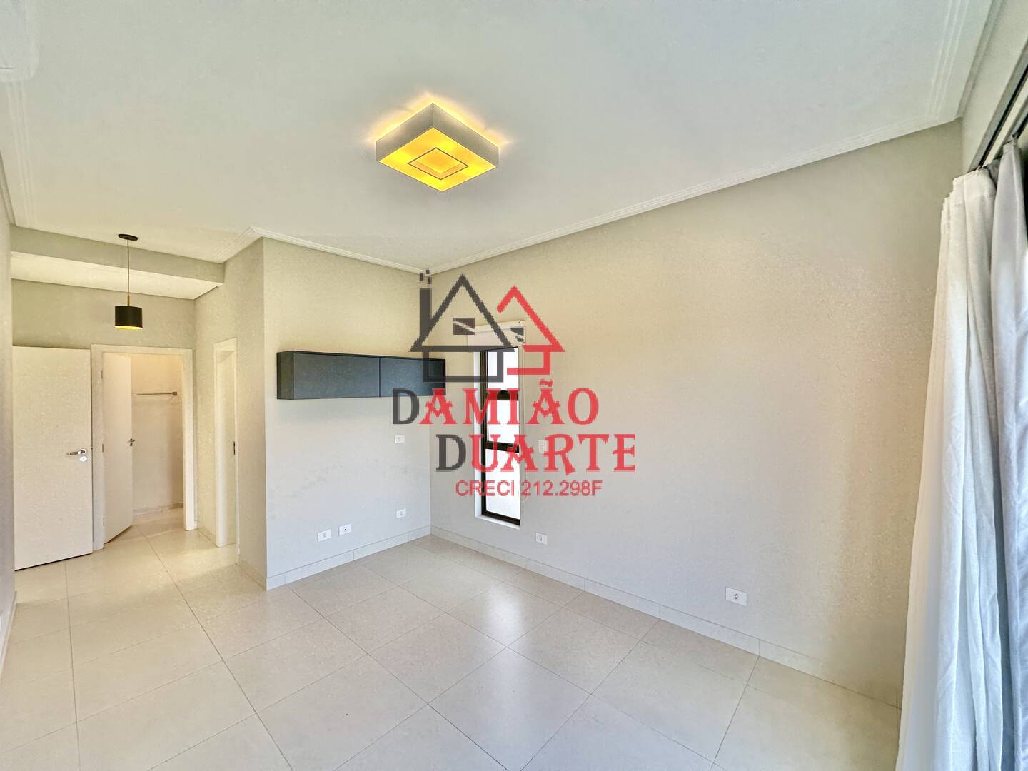 Casa, 3 quartos, 306 m² - Foto 56